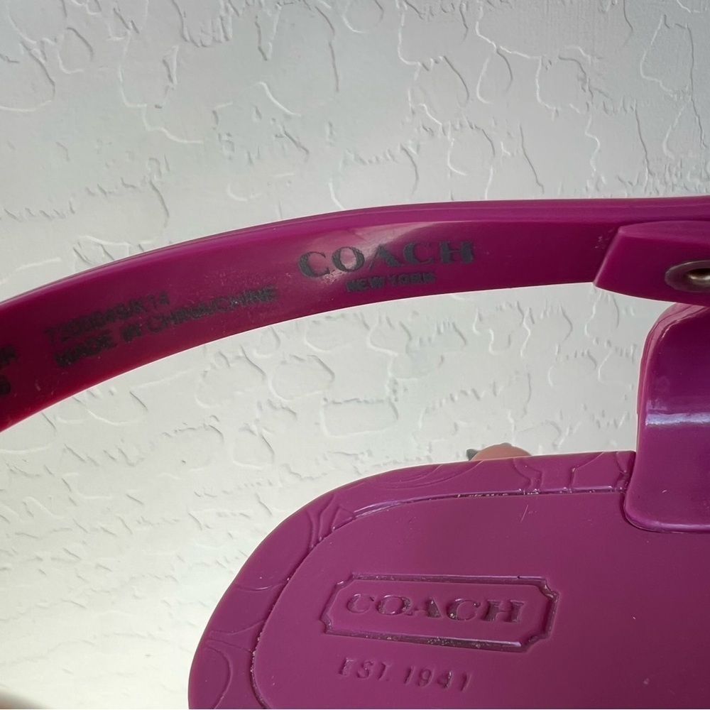 Coach Pier Fuchsia Jelly Sandals - Picture 4 of 9